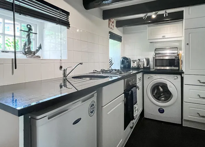 Semesterbostad White